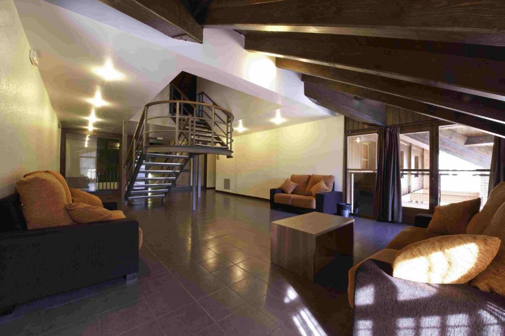 Alberg Les Estades Rialp Ngoại thất bức ảnh