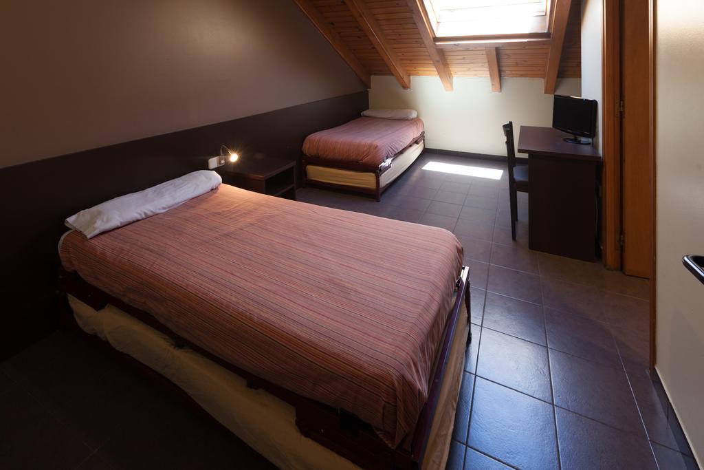 Alberg Les Estades Rialp Ngoại thất bức ảnh
